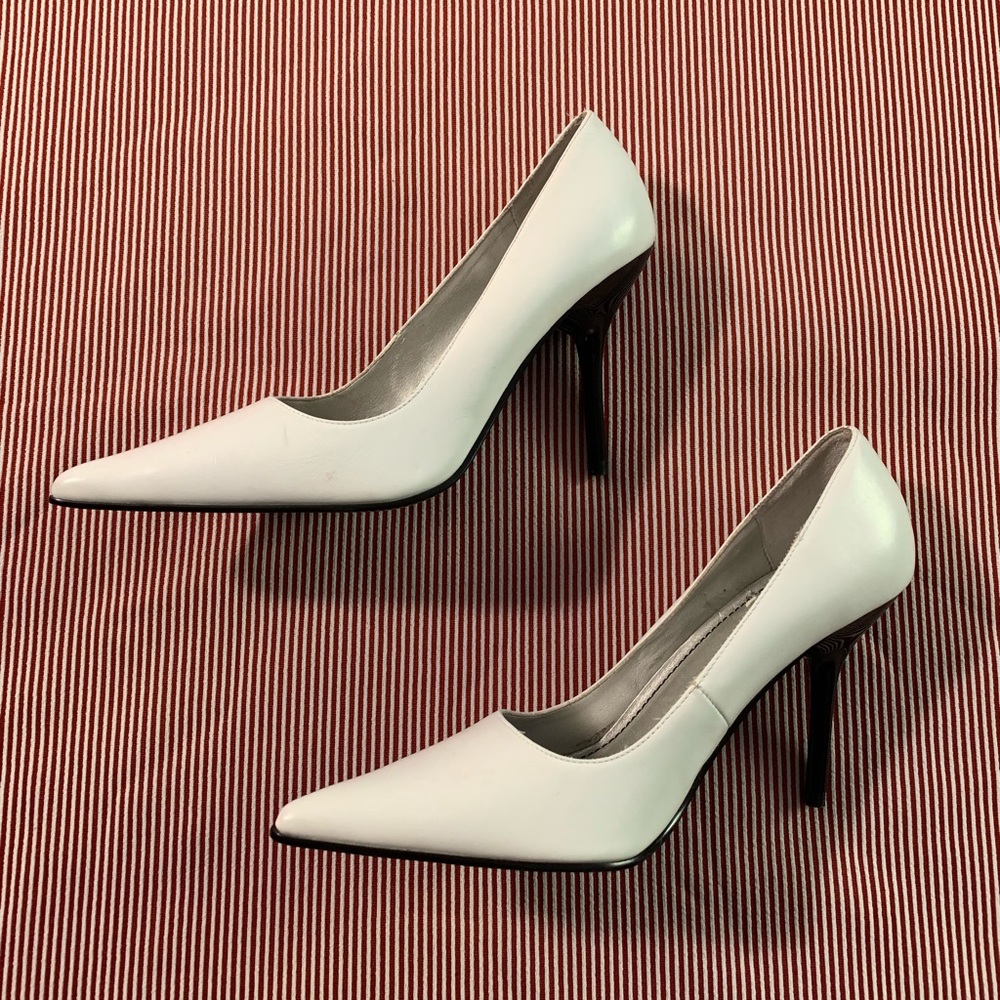 Bakers brand, white, pointy toed heels. Worn once.